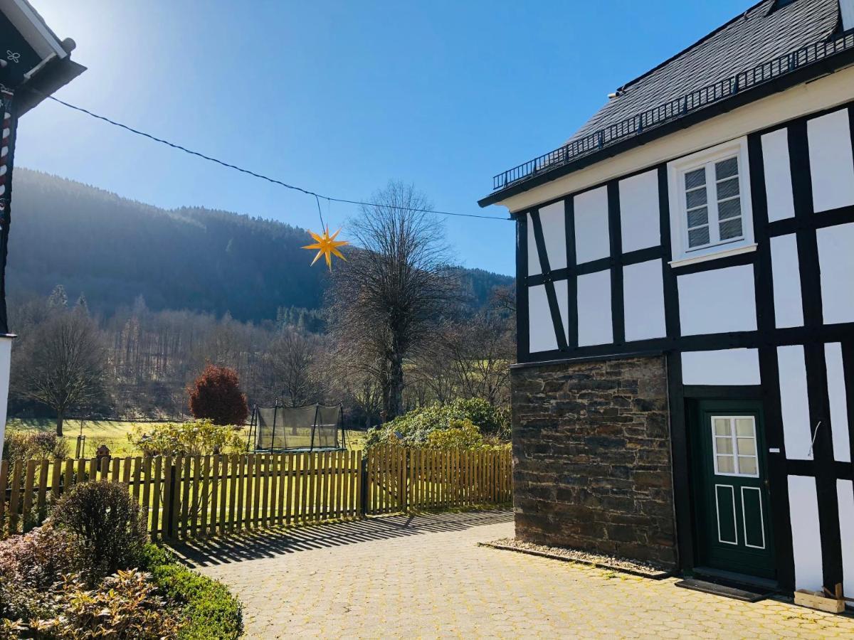 Ferienwohnung Waldblick Lennestadt Exterior photo